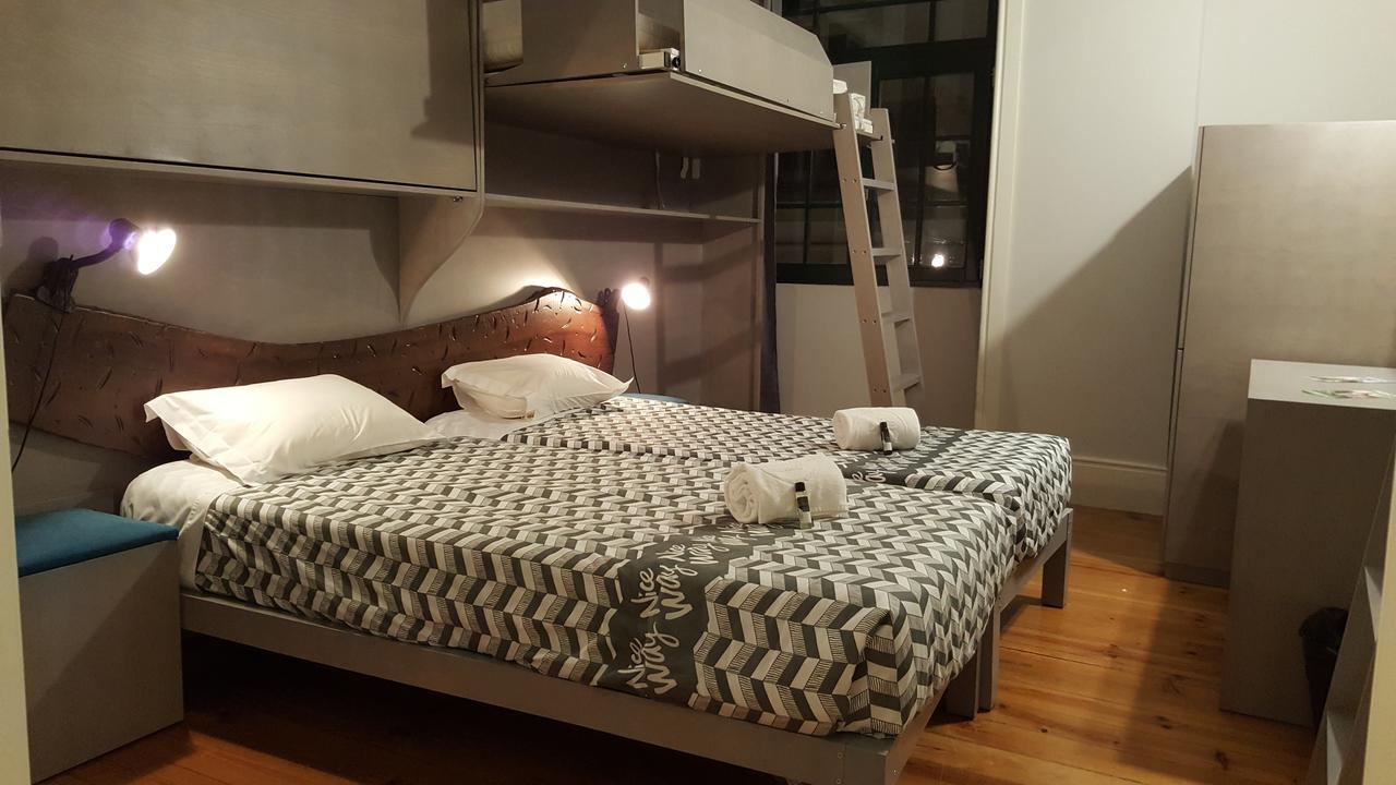 Chambre Familiale avec Salle de Bains Commune