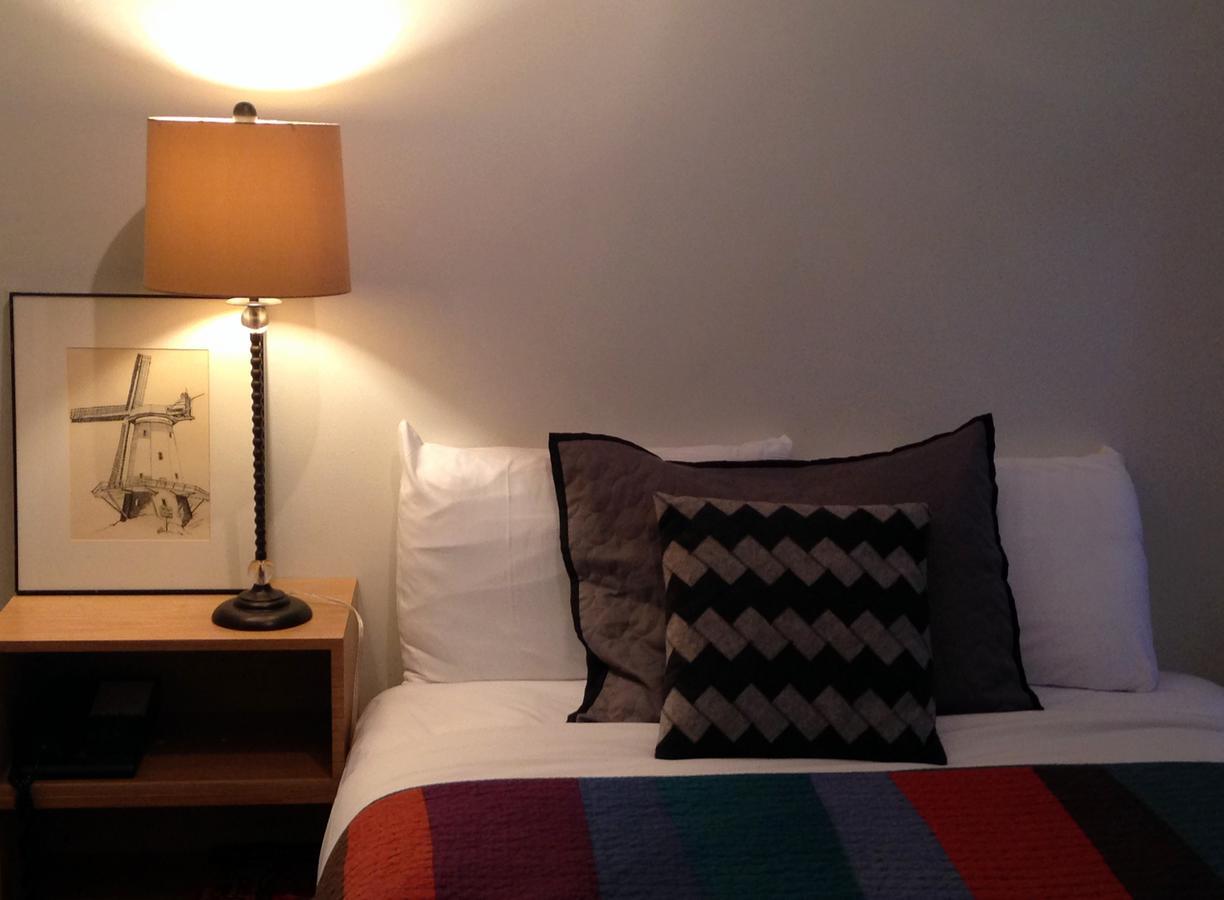Petite Double Room with One Double Bed,1020467653:JPEG