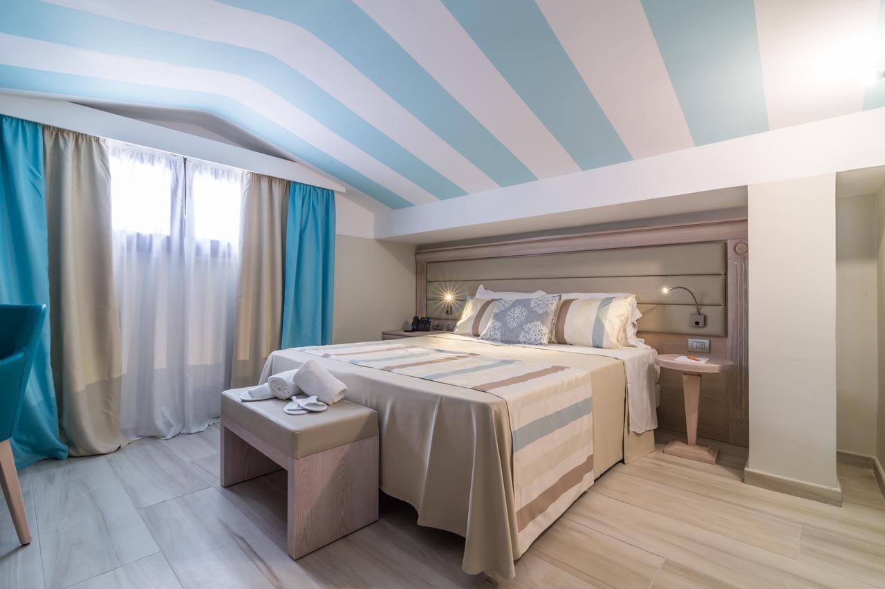Economy Double or Twin Room - Attic,536918463:JPEG