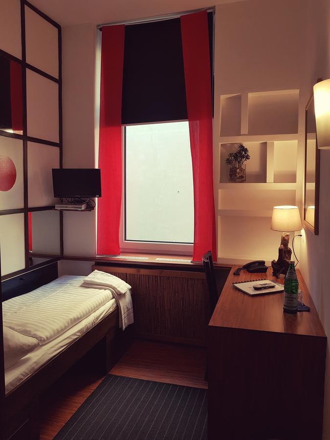 Economy Single Room,1219532140:JPEG