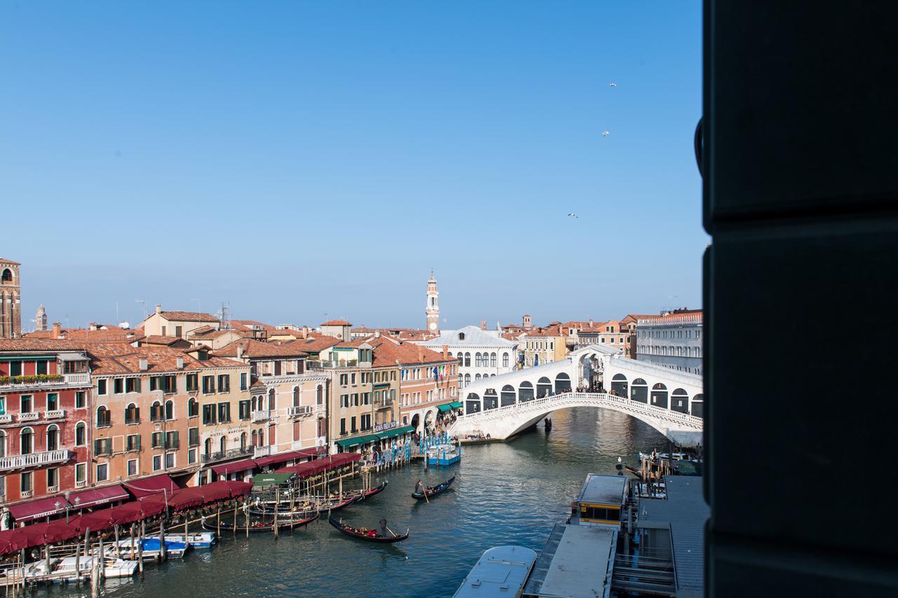 Junior Suite met Uitzicht op Canal Grande/Rialtobrug