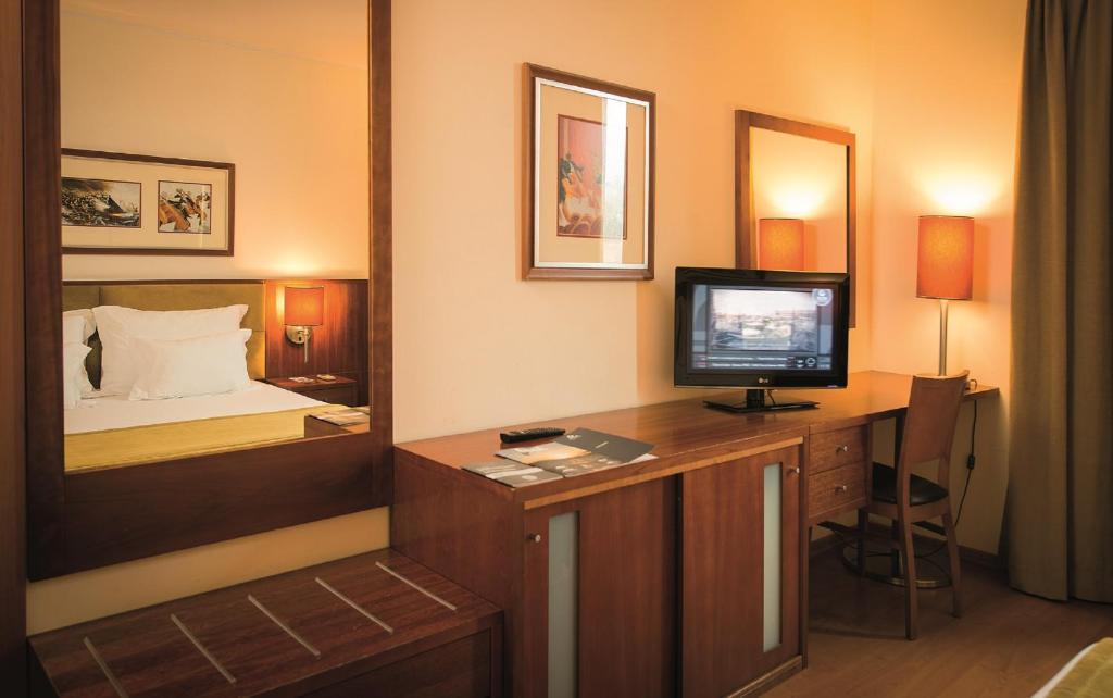 Standard Single Room,300365272:JPEG