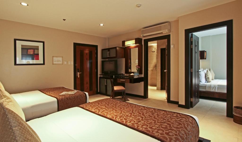 Family Suite,1223289817:JPEG