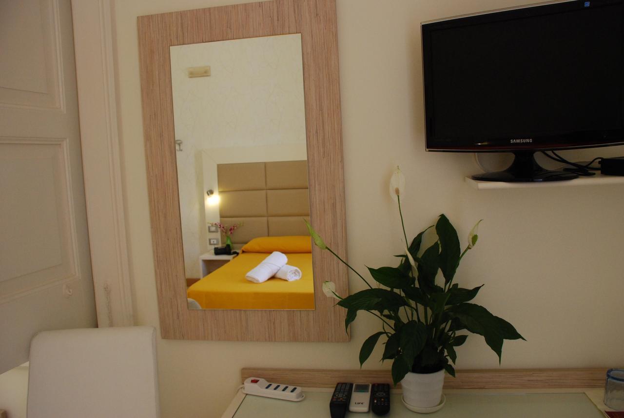 Deluxe Single Room,798977007:JPEG