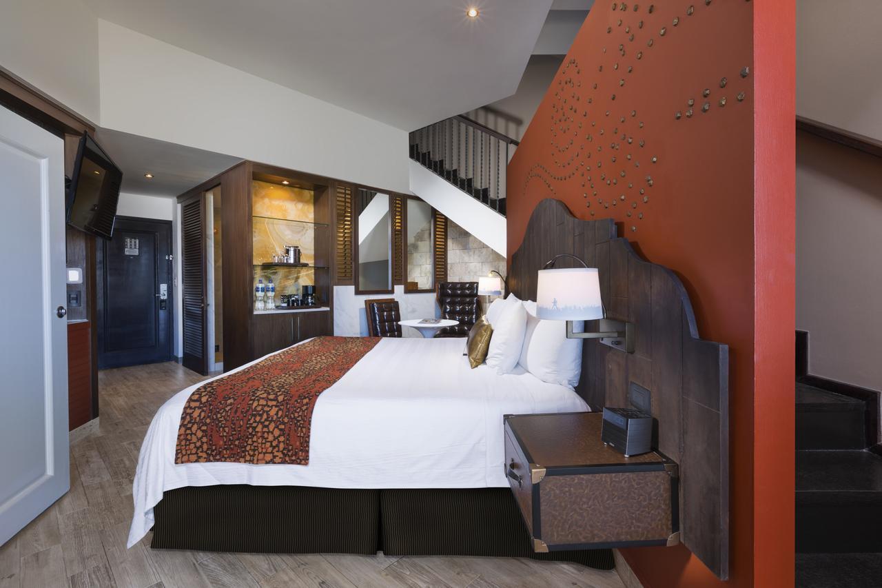 Deluxe Sky Terrace (One Bedroom),707859244:JPEG