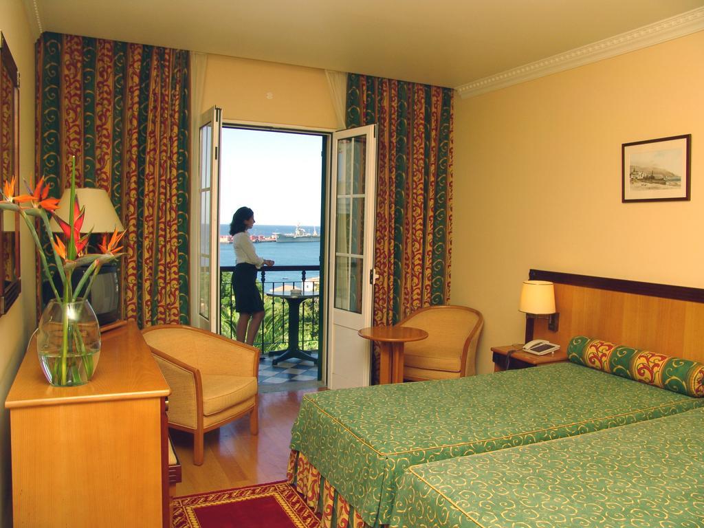 Double or Twin Room Sea View,604677999:JPEG
