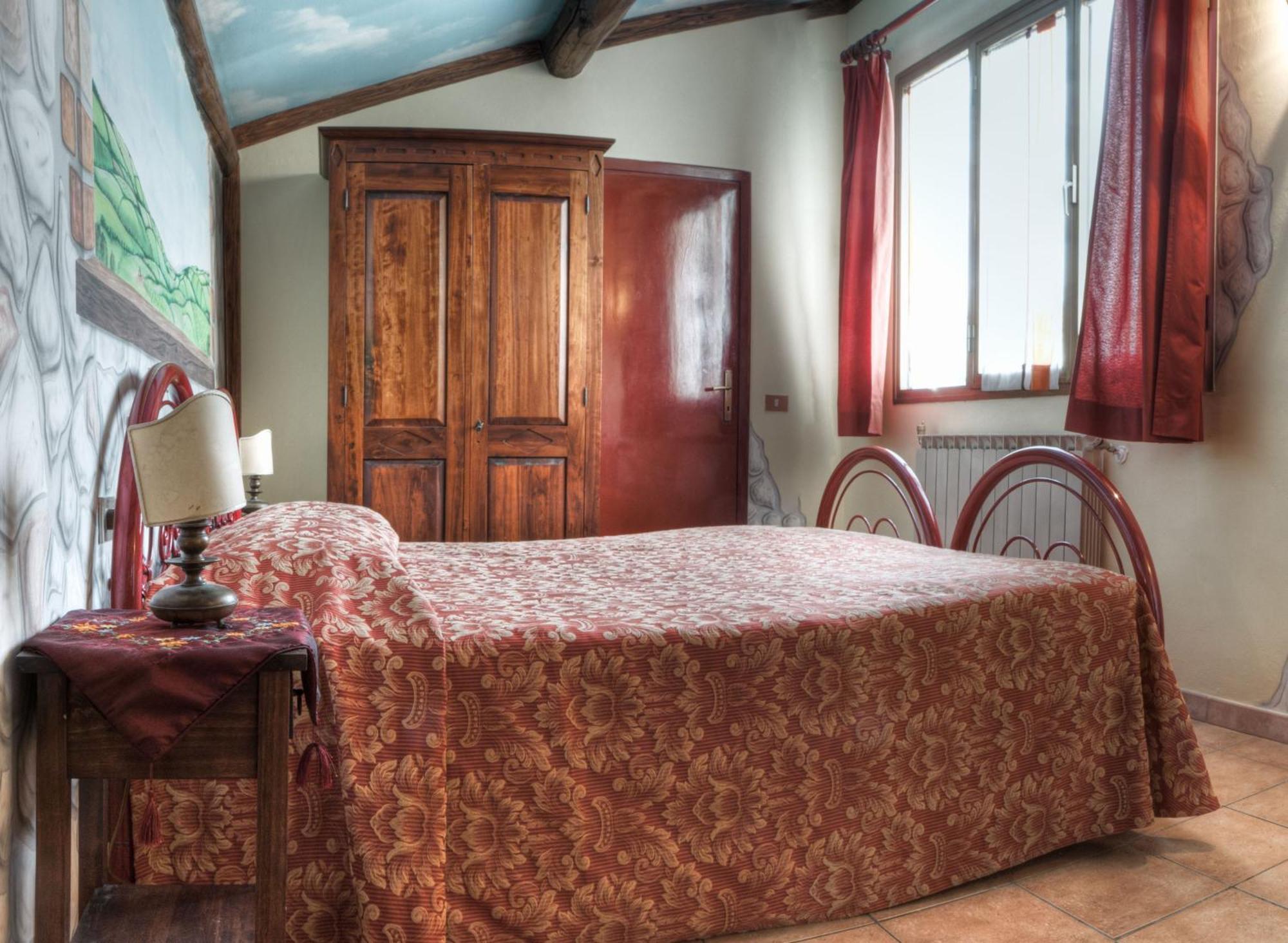 Double Room Private Bathroom