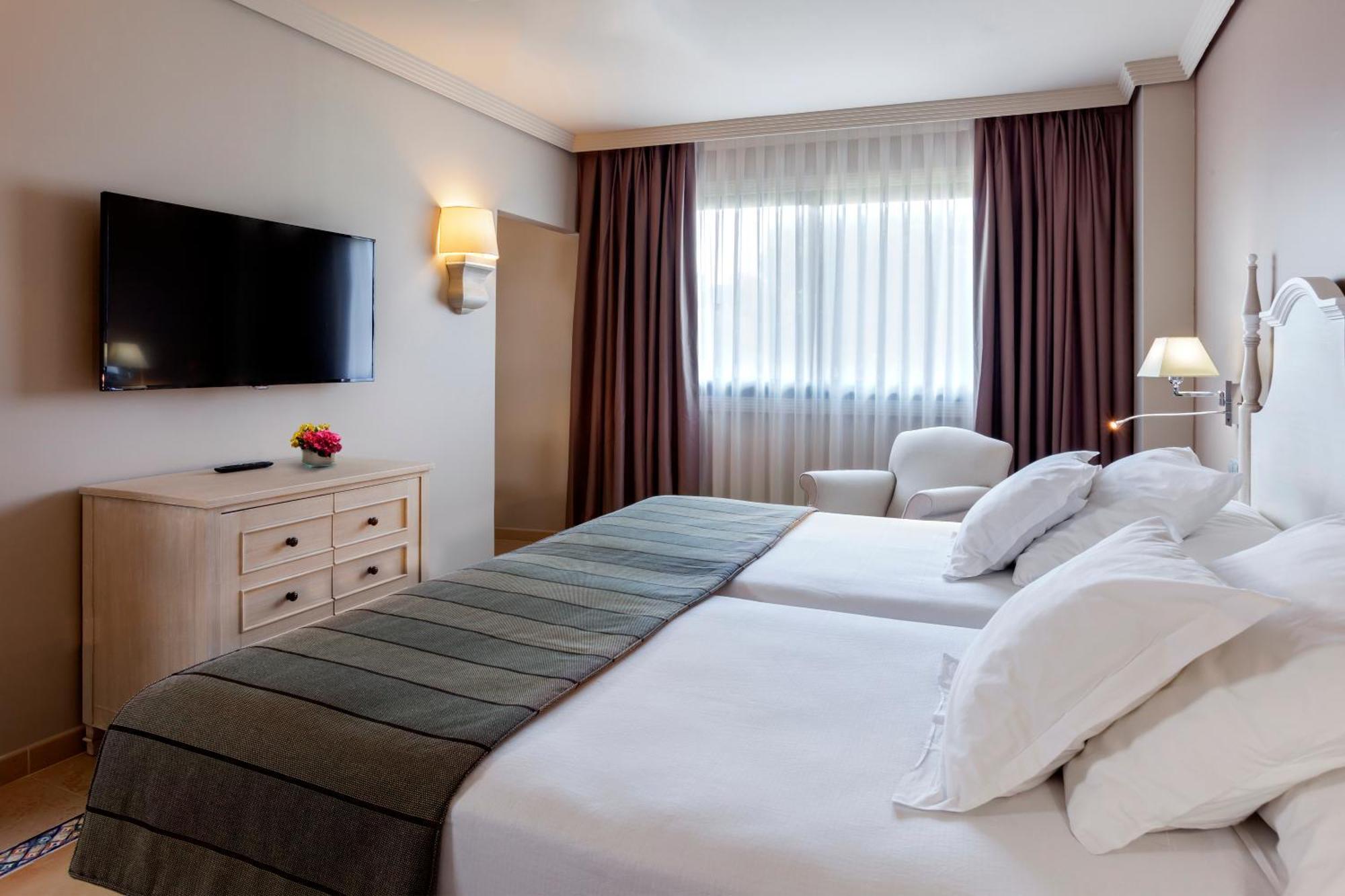 Junior Suite Familiare (2 Adulti + 2 Bambini)