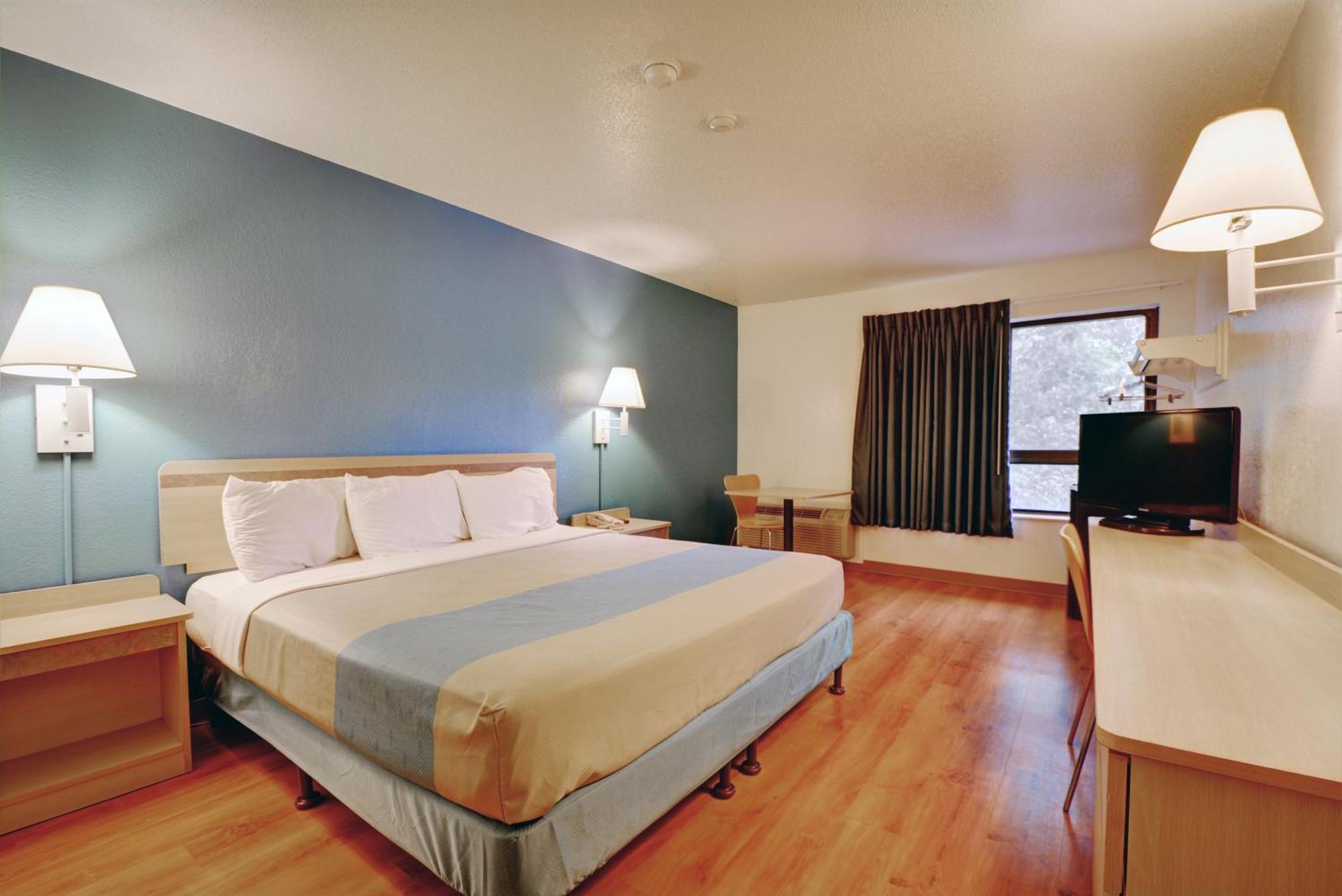Quarto com Cama King-size - Não Fumantes