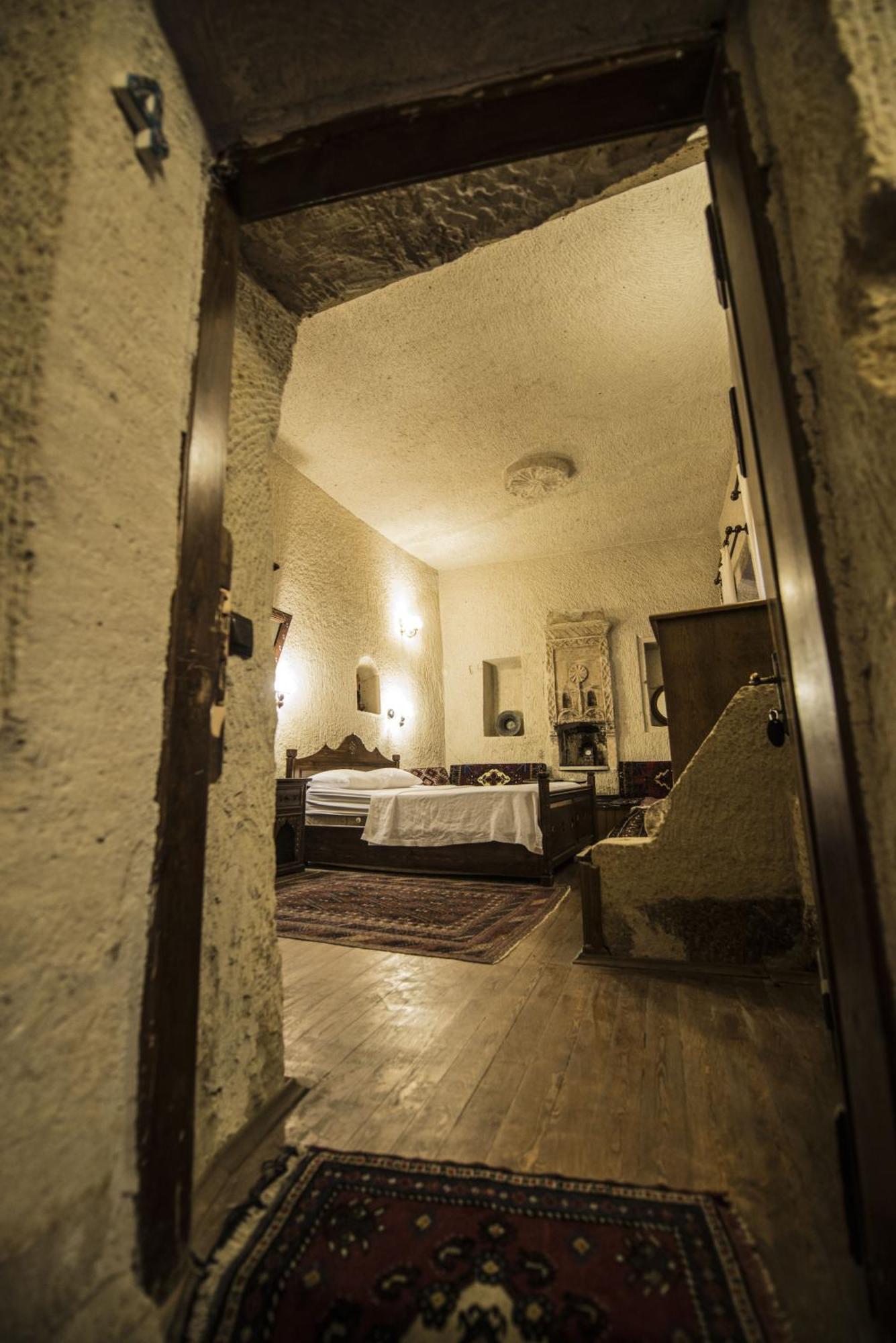 Quarto Caverna Deluxe