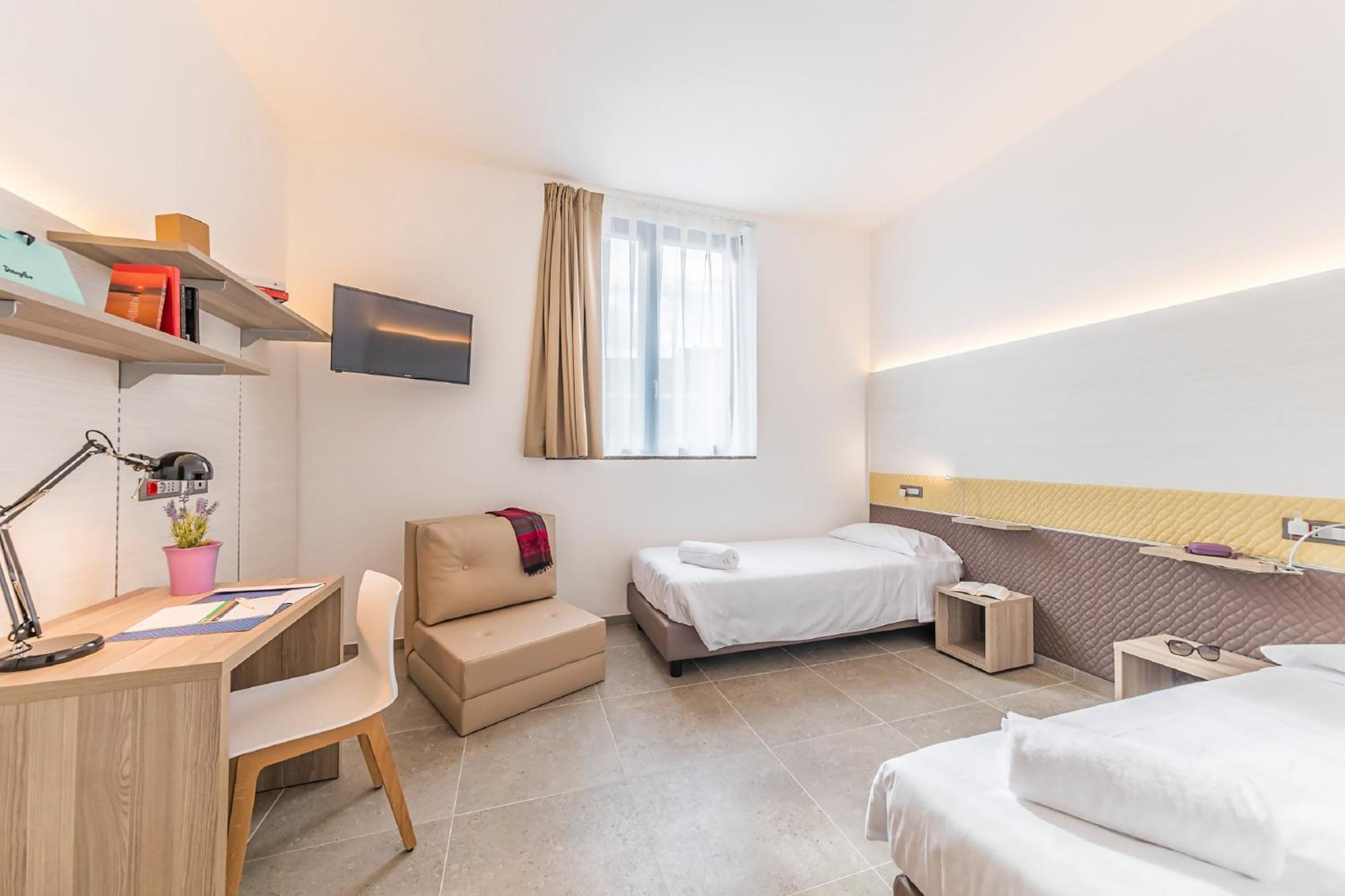 Basic Twin Room