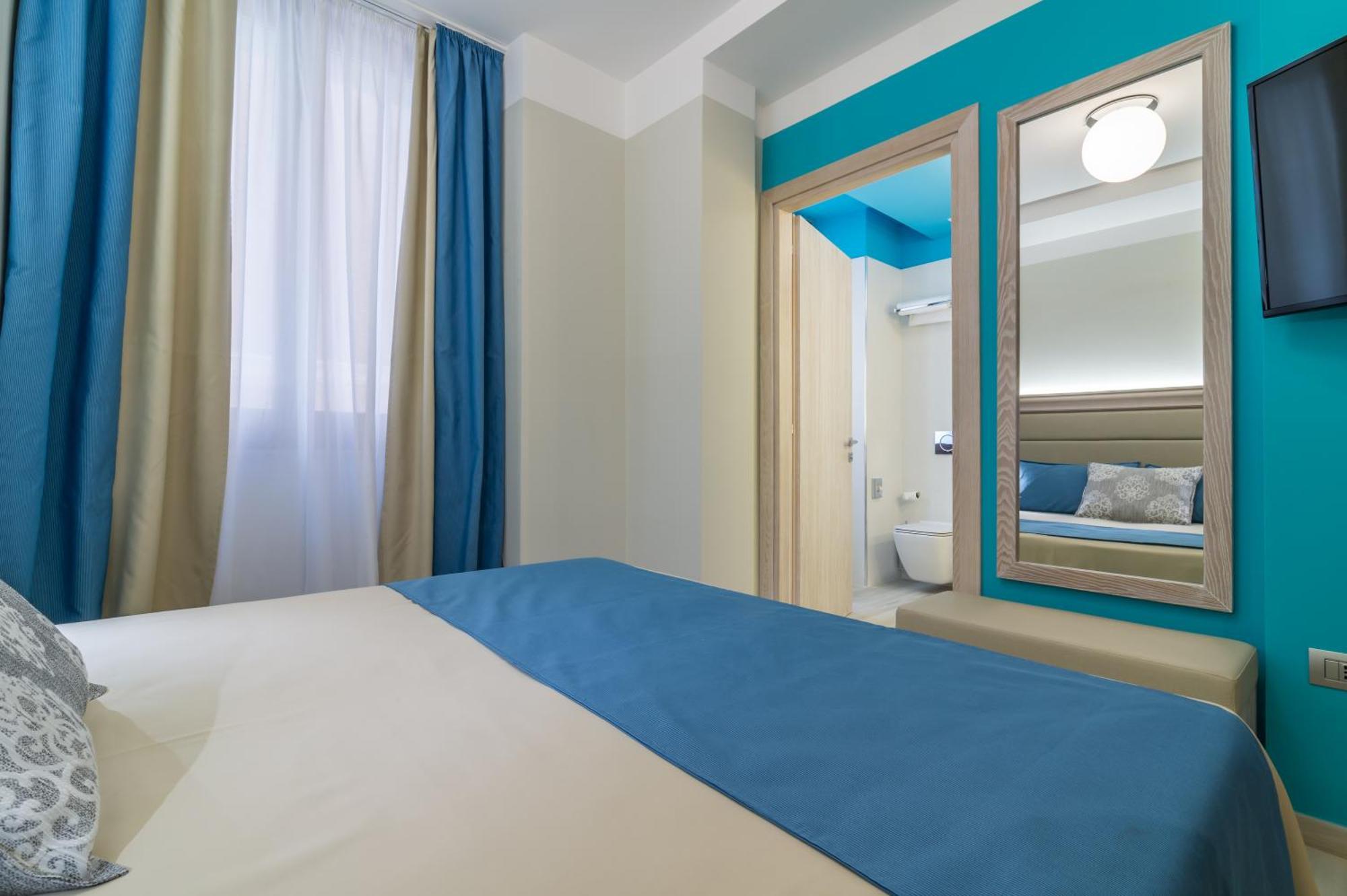 Standard Double or Twin Room,710394997:JPEG