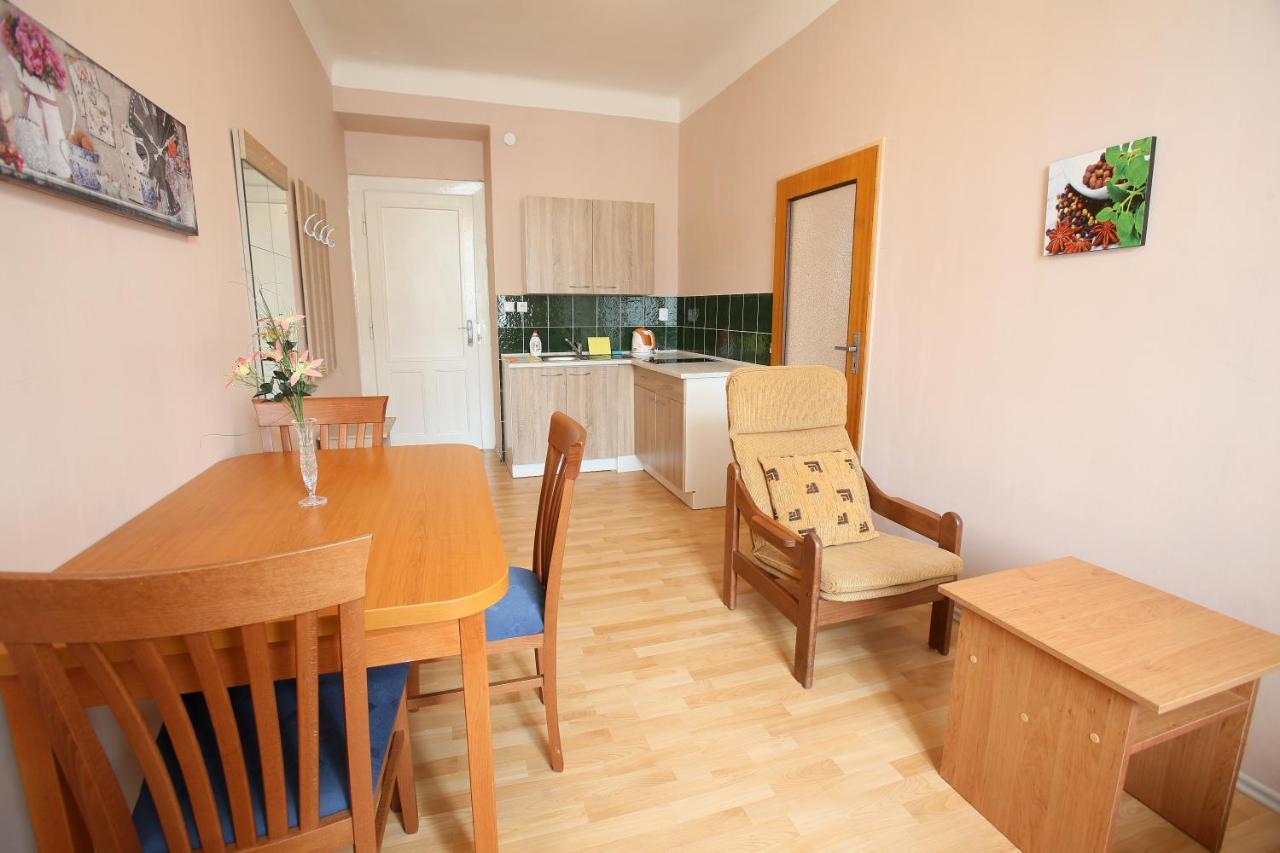 Appartement Junior avec Cuisine et Salle de Bains Commune