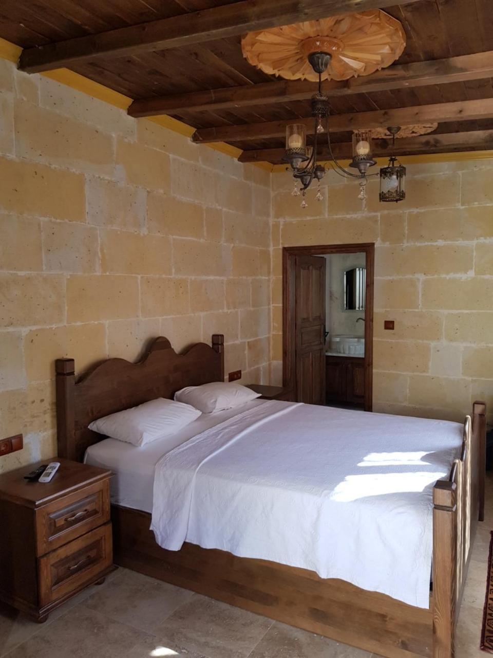 Quarto Deluxe Stone