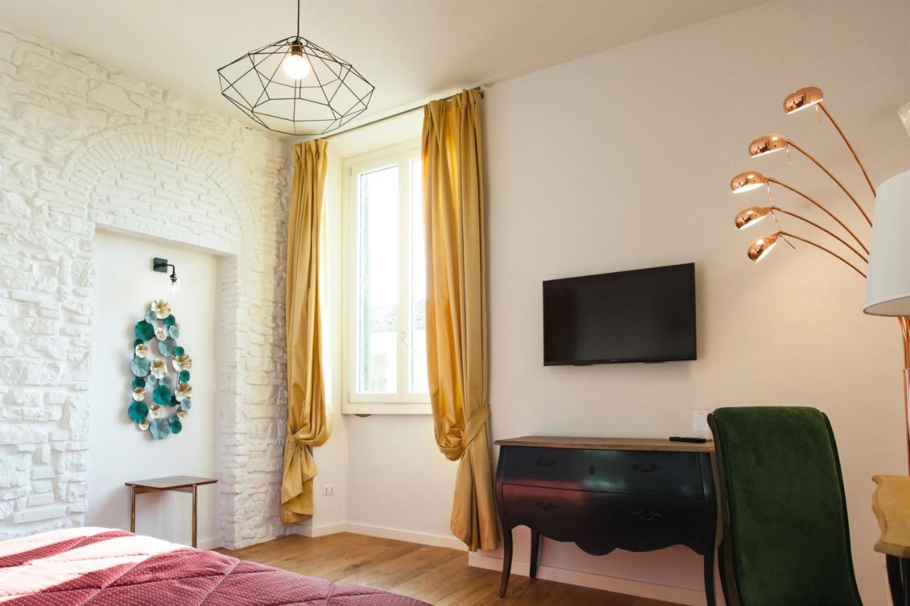 Deluxe Double or Twin Room City View