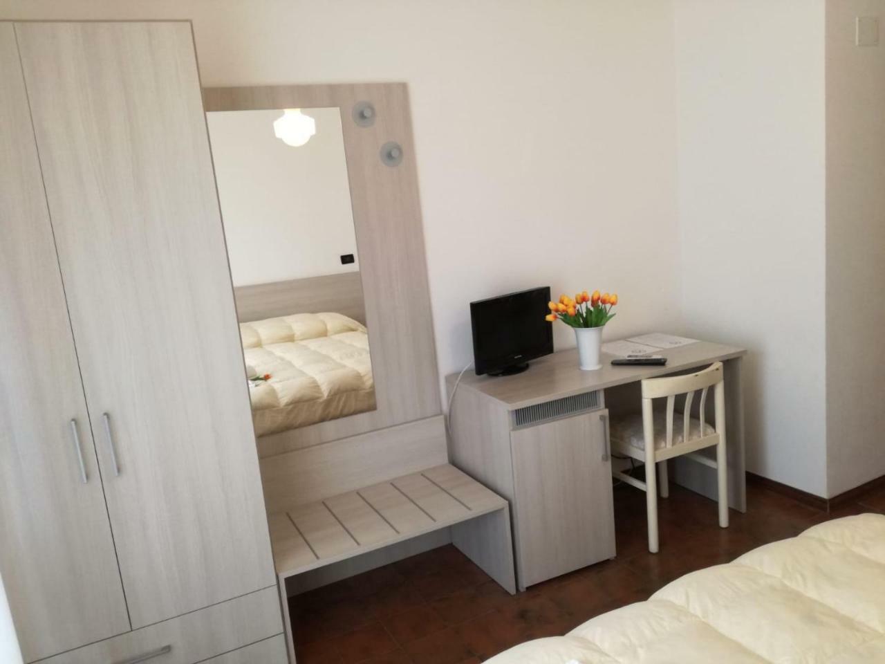 Double or Twin Room Balcony,779246937:JPEG