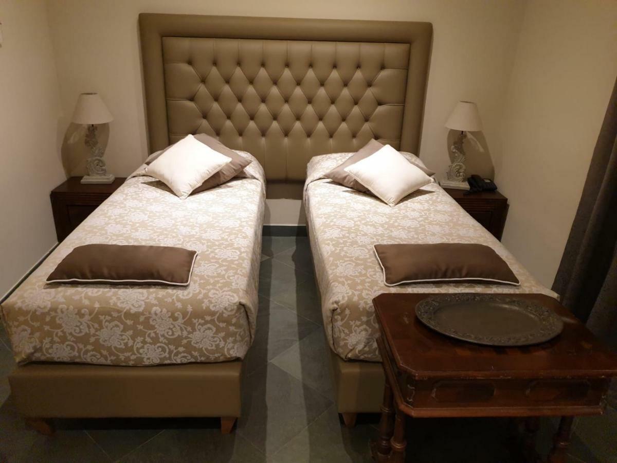 Double or Twin Room Garden View