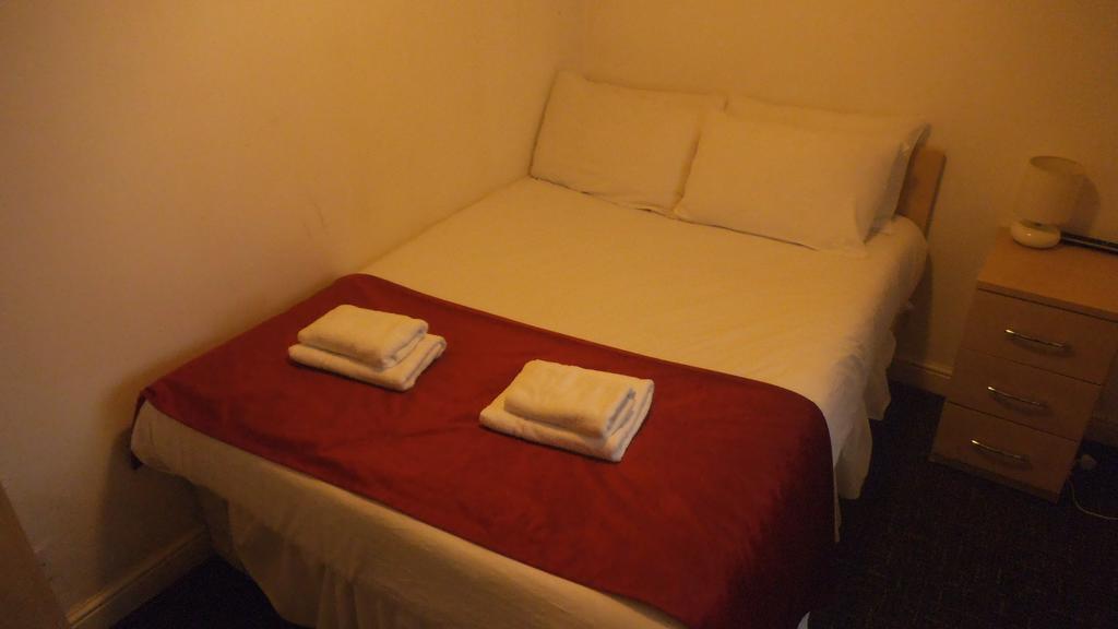 Double Room with Shared Bathroom,79554924:JPEG