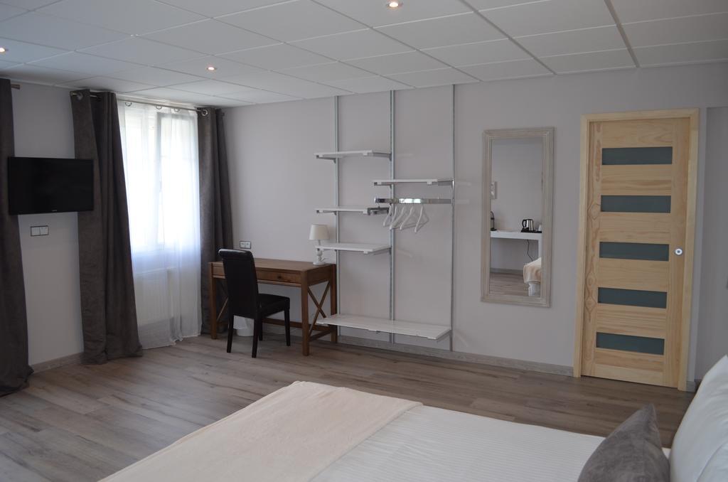 Chambre Lit King-Size avec Balcon