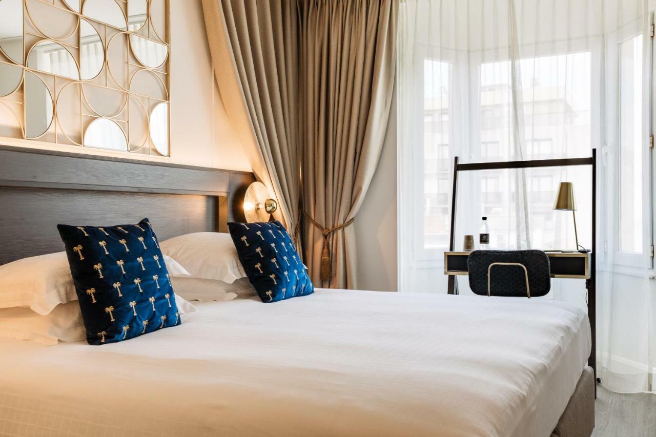 Comfort Kamer met Uitzicht op de Straat