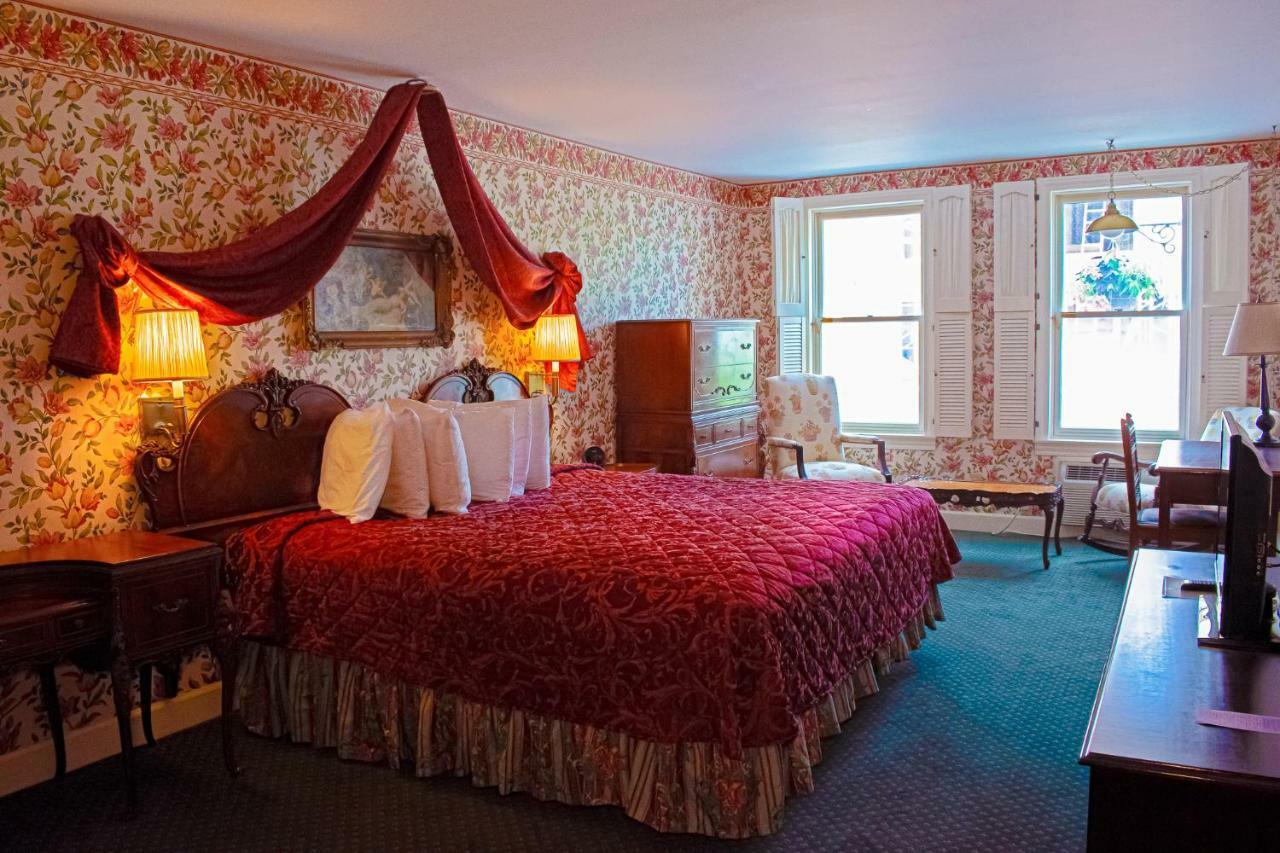 King Room with Spa Bath