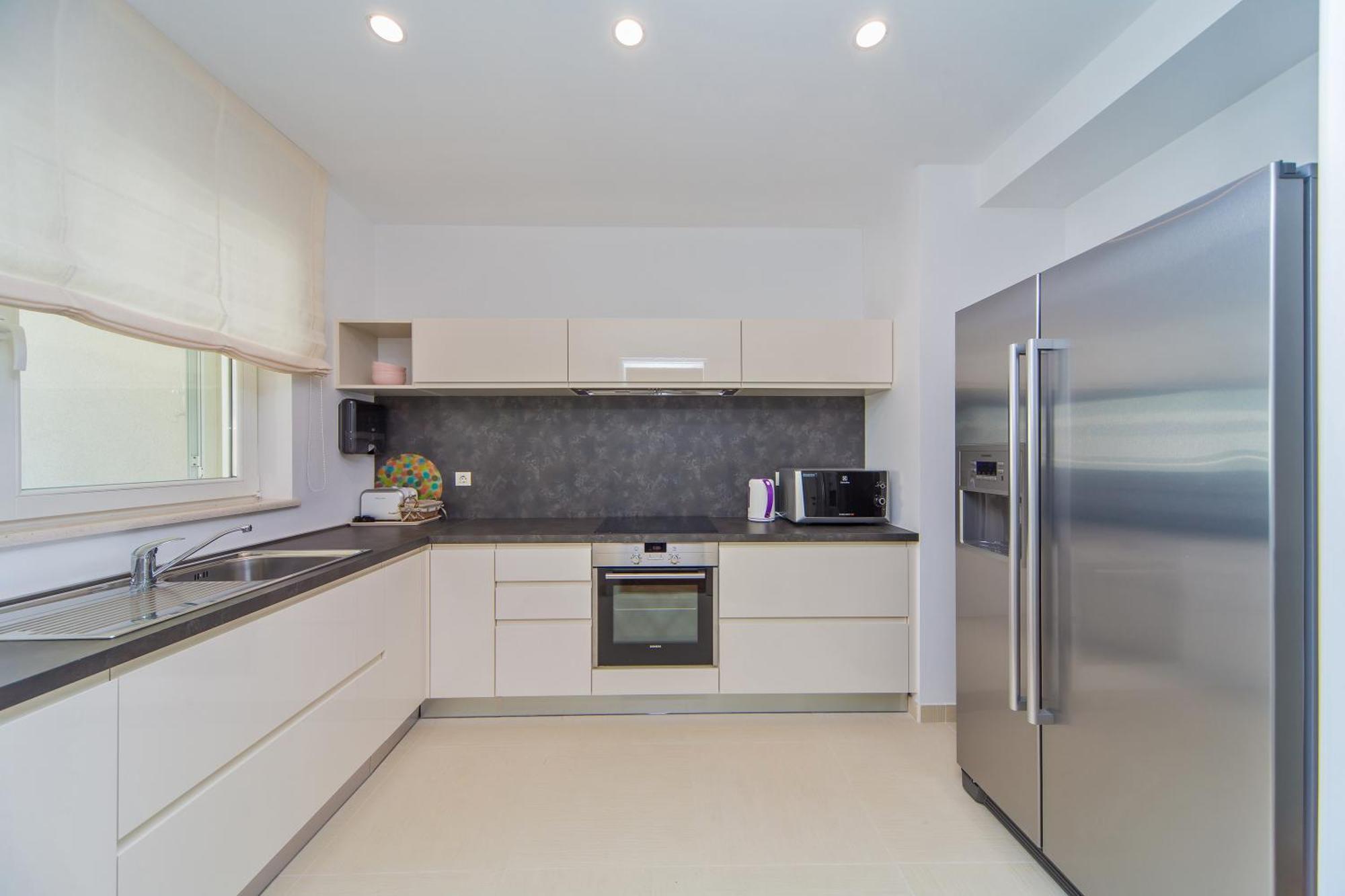 Deluxe One-Bedroom Apartment Terrace Garden View