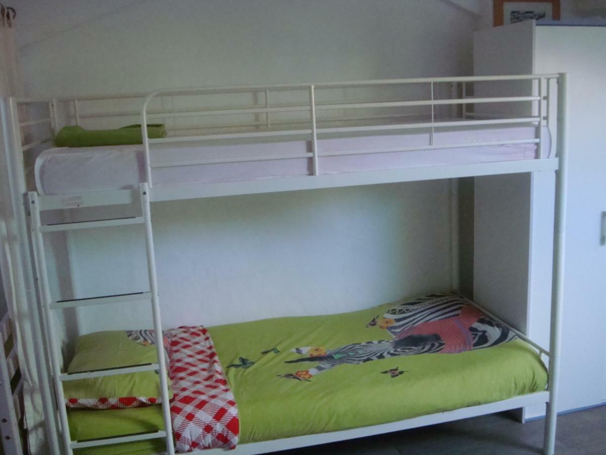 Bed 6-Bed Female Dormitory Room