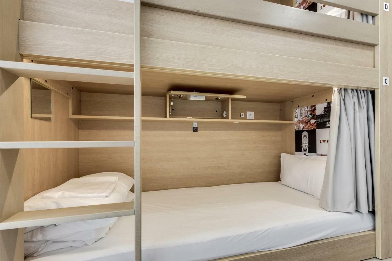 Kamer met 6 Bedden en Balkon