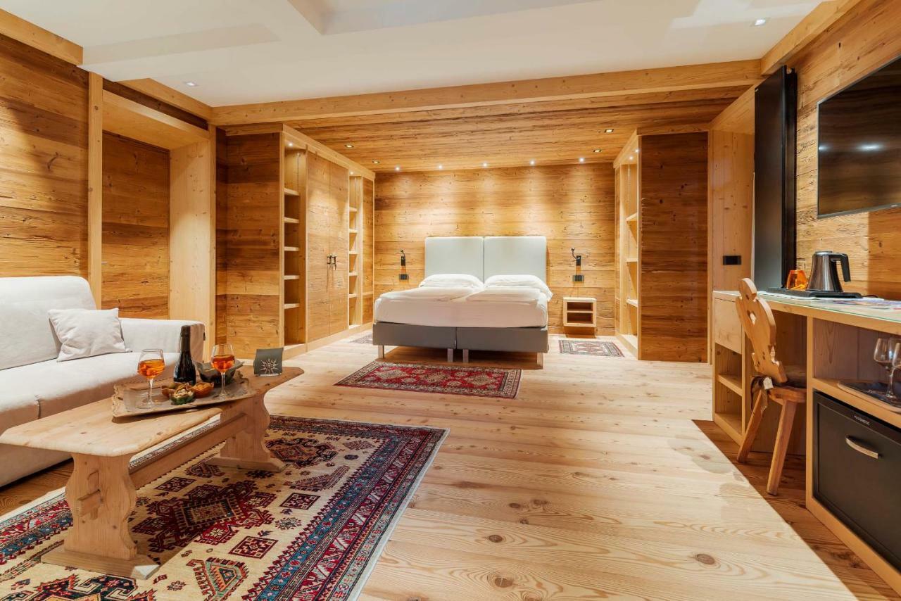 Deluxe Junior Suite