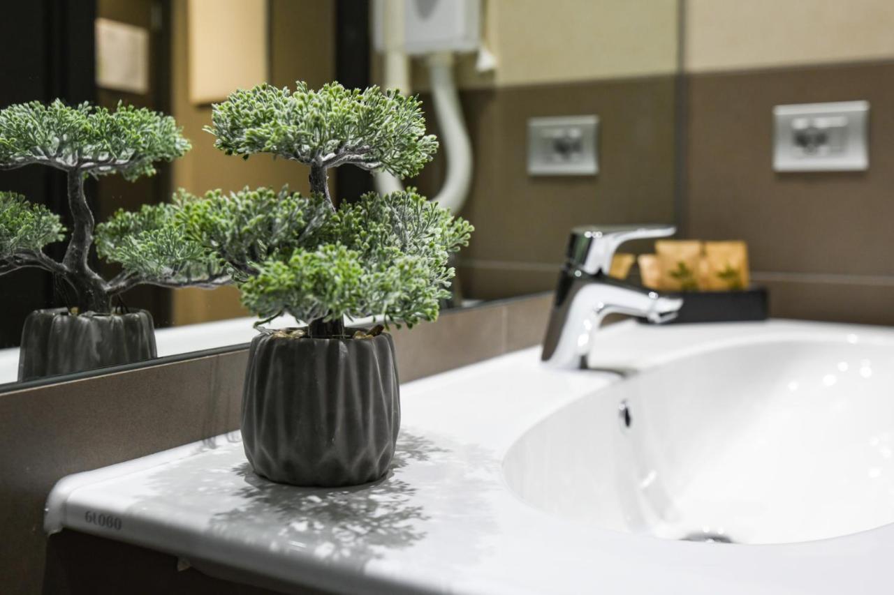 Suite with private and heated hydromassage pool