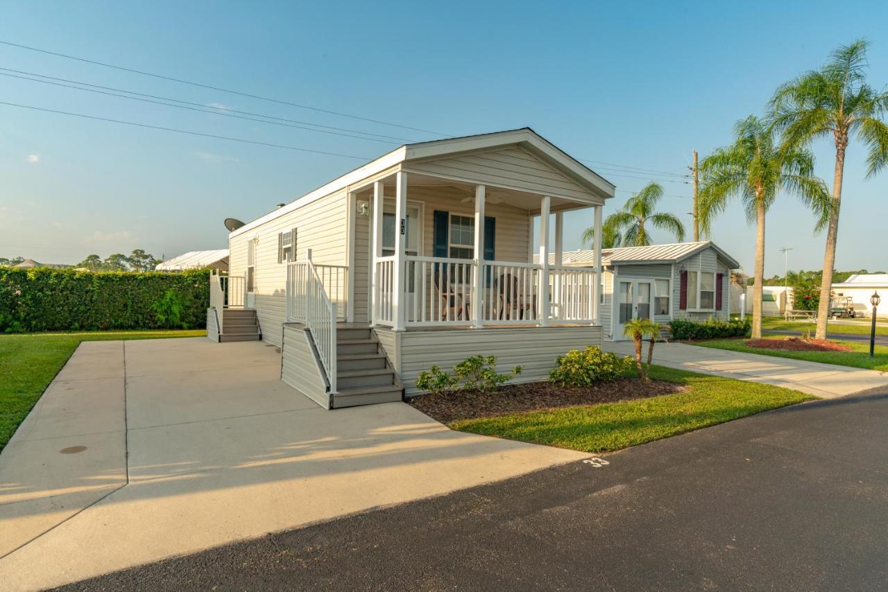 One-Bedroom Cottage,951294679:JPEG