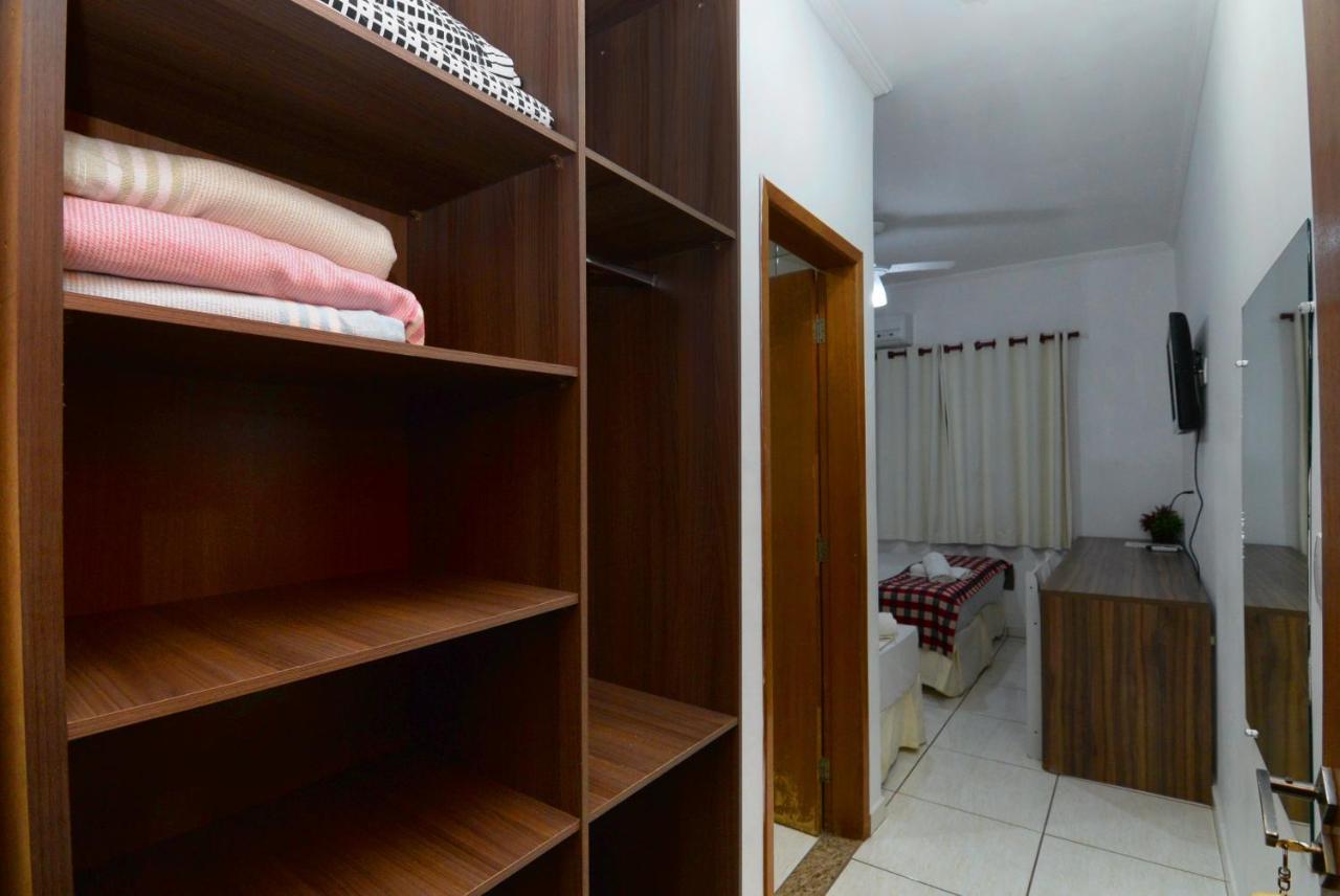 Standard Suite,1522105783:JPEG