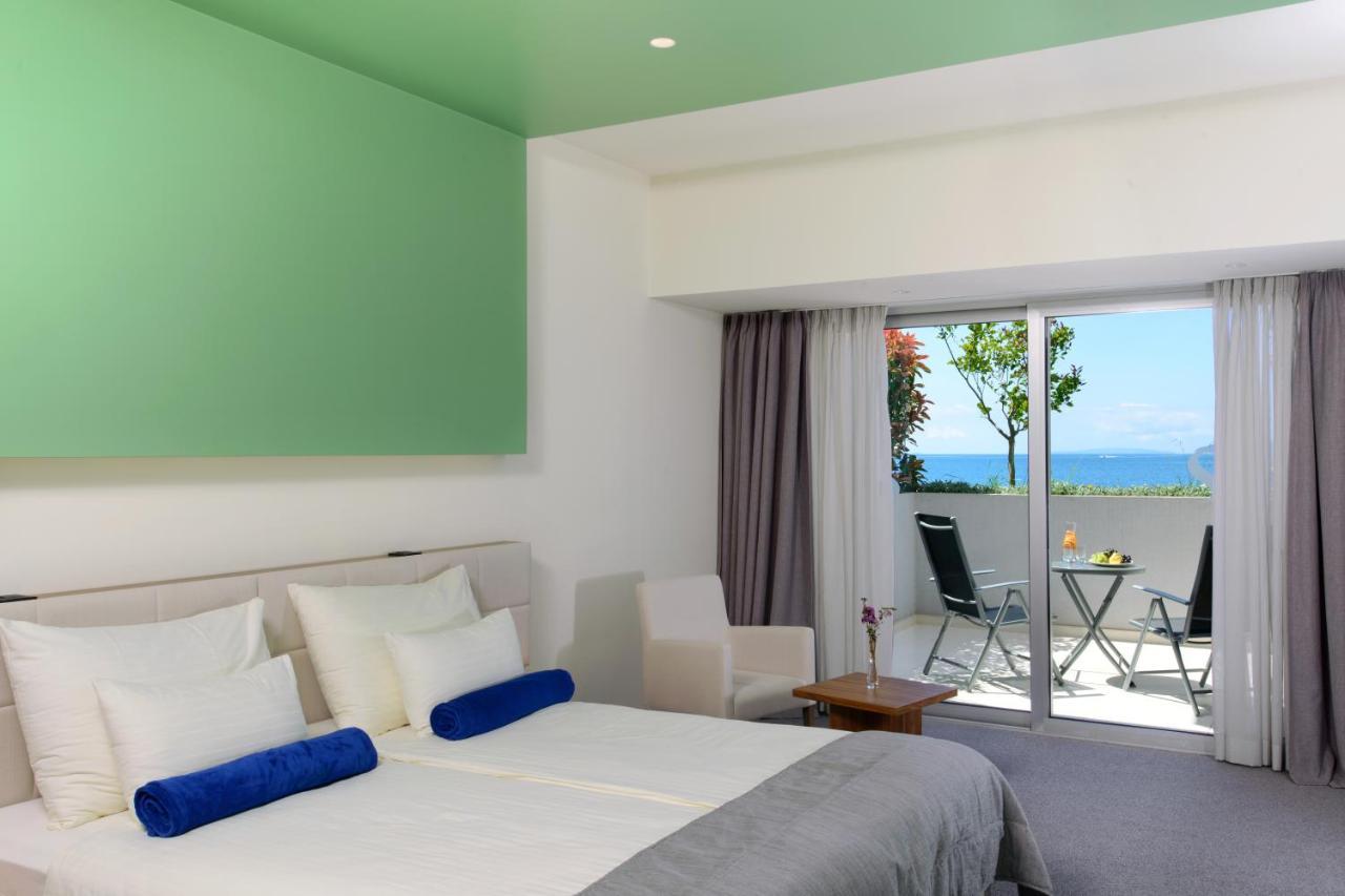 Triple Room with Terrace Sea View