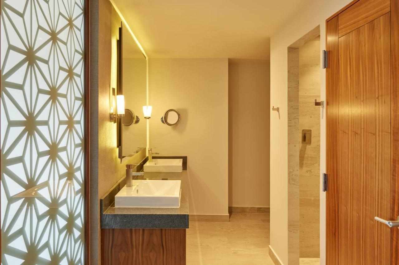 Junior Suite 2 Double,1285296970:JPEG