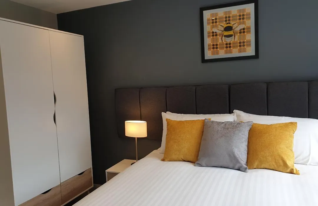 The Spires Serviced Apartments Cardiff-1