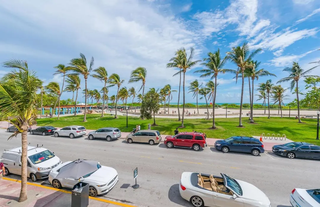 Sobe Lux Suites On Ocean-1