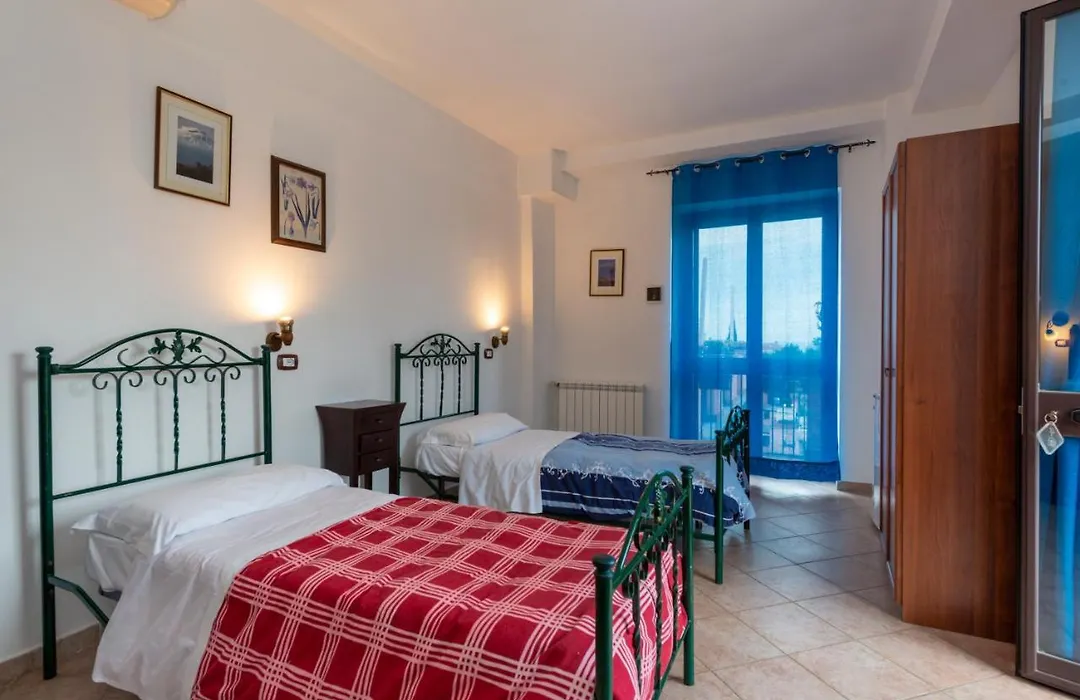 Agriturismo dell'Etna-1