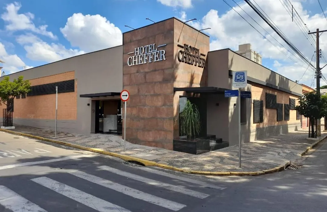 Hotel Cheffer-1