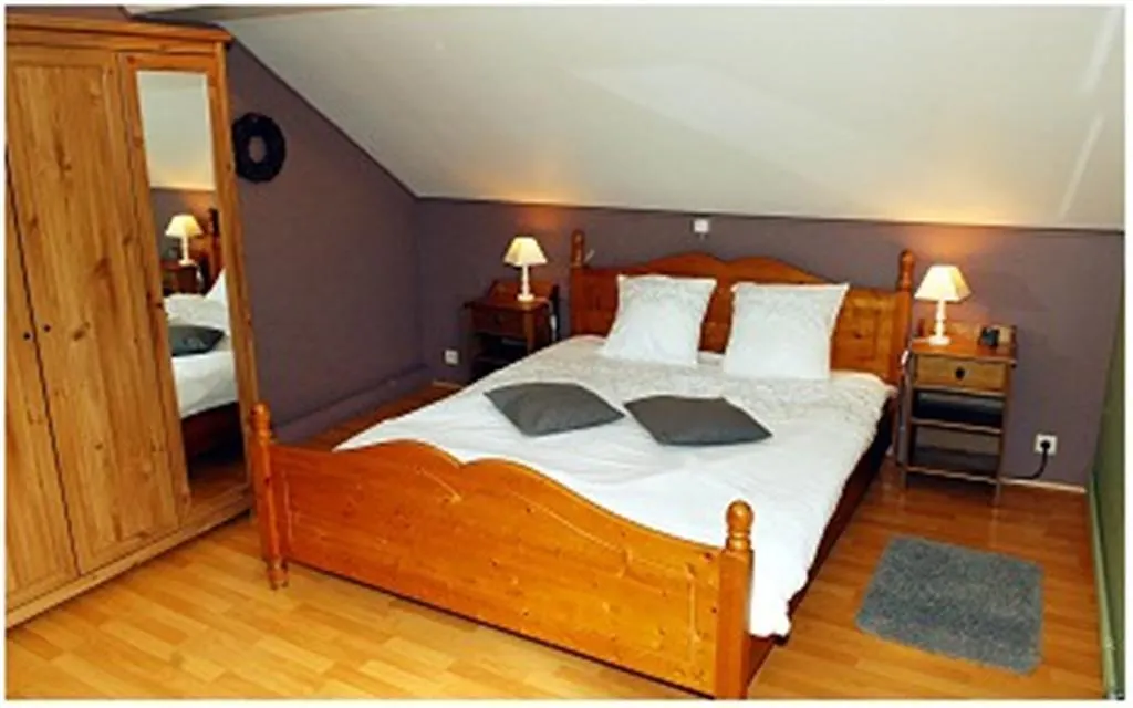 Bed En Breakfast Le Freyr-1