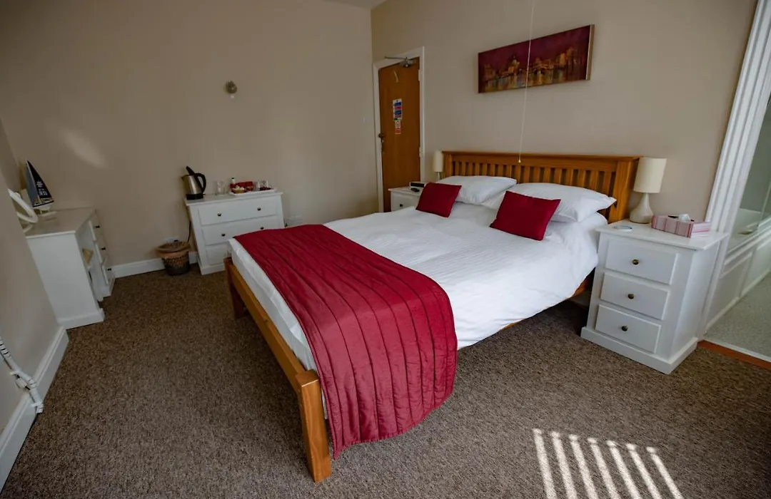 Claremont Guesthouse-1