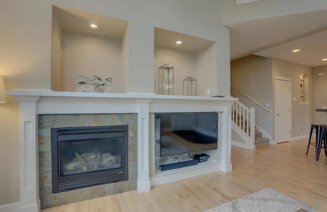 Vantage Point Townhouse-1