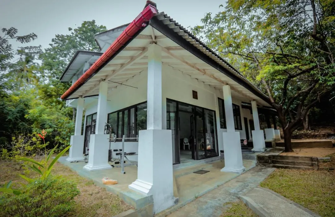 Hotel Sigiriya Kele-1