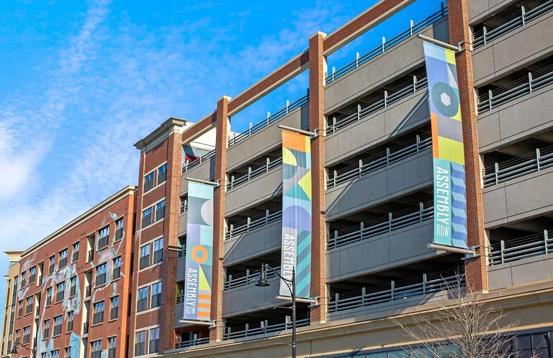 La Quinta Inn & Suites By Wyndham Boston Somerville-1