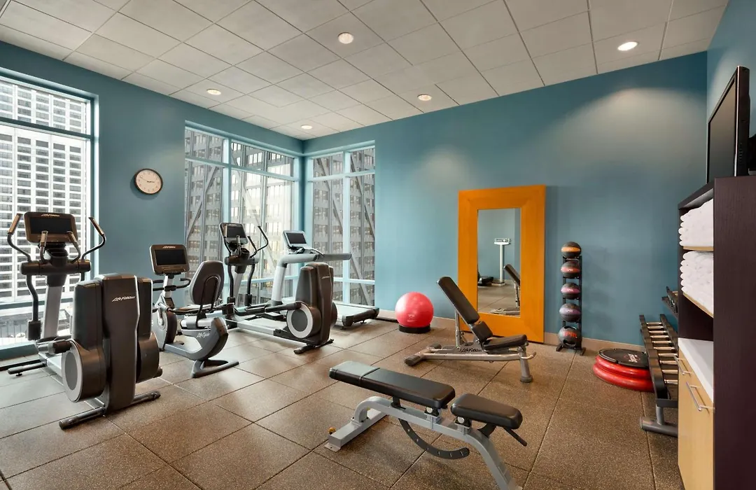 Hilton Chicago Magnificent Mile Suites-1