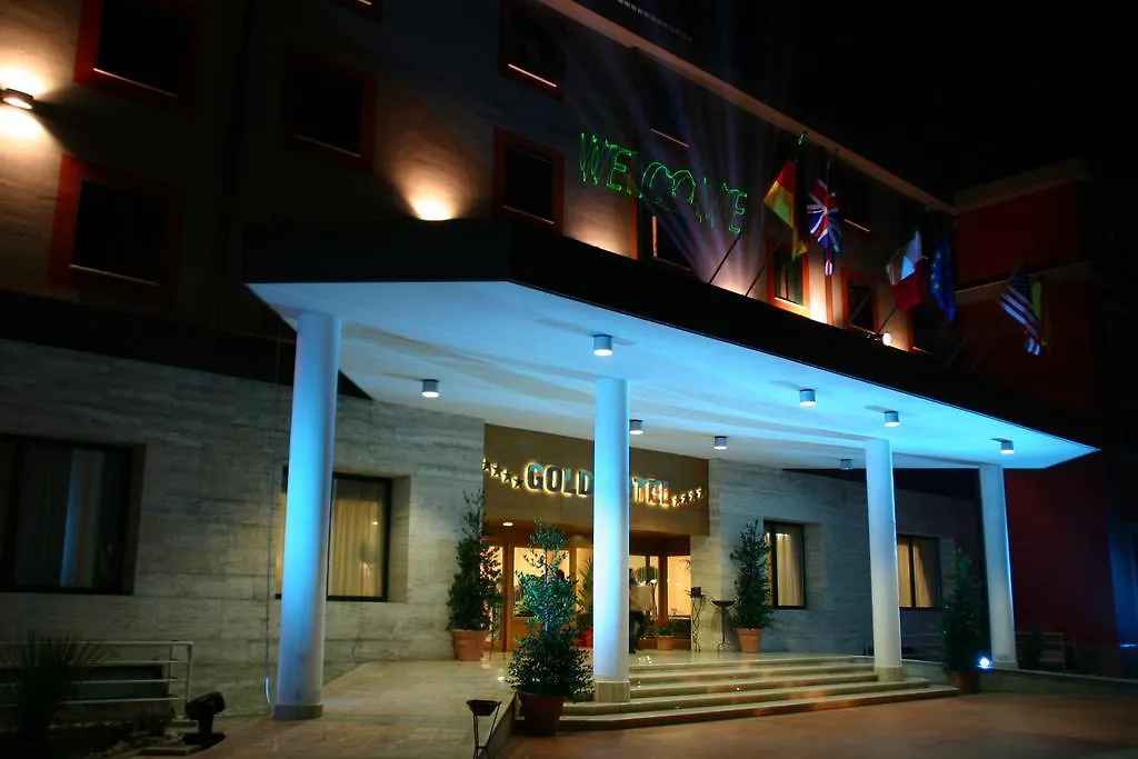 Gold Hotel-1
