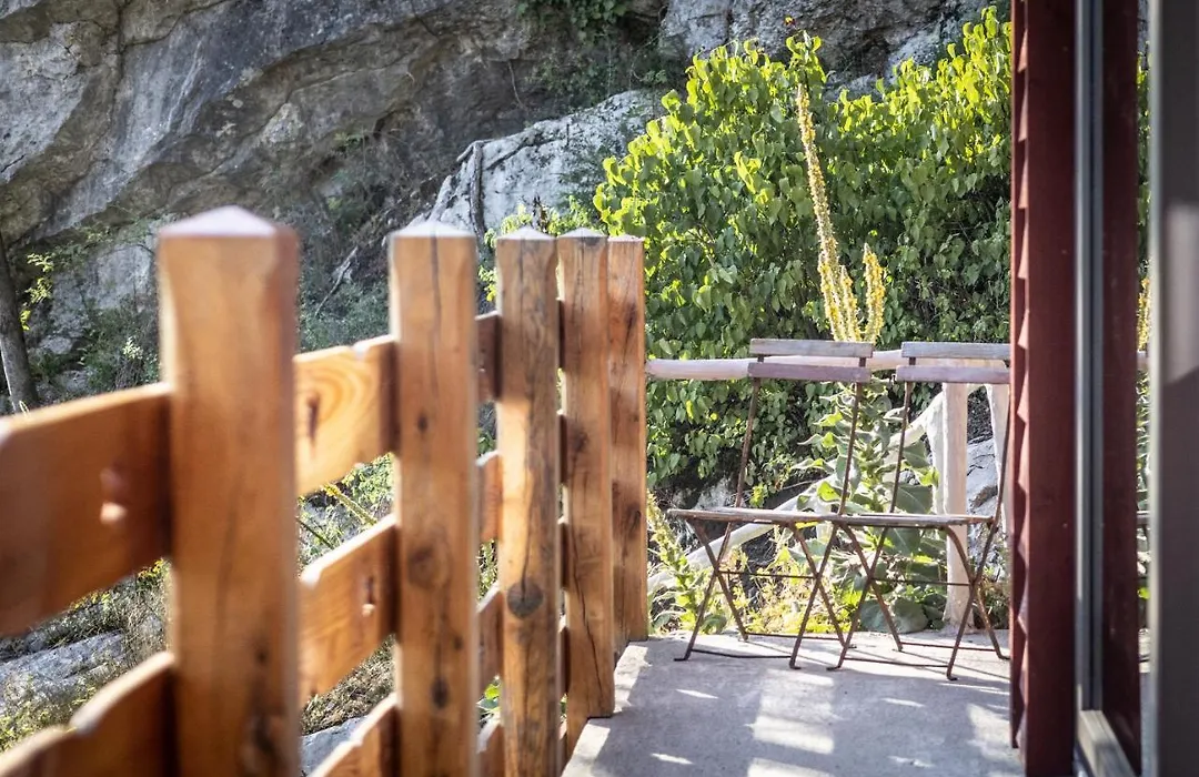 La tanière Dinant-1
