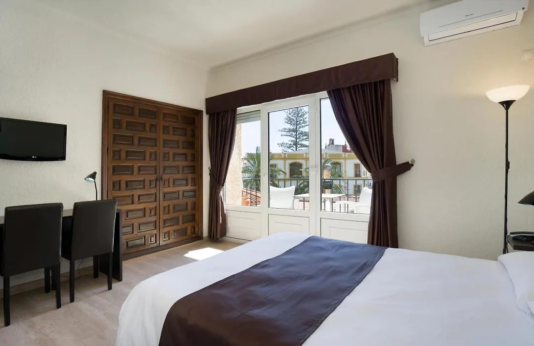 Hotel El Pozo-1