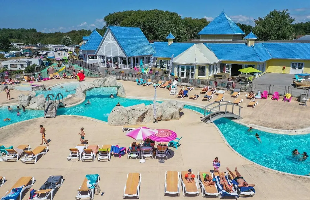 Camping Les Jardins de la Mer-1