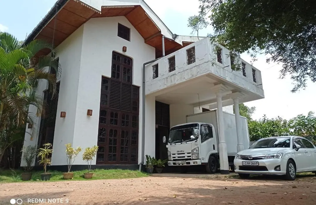 Crown Resort-1
