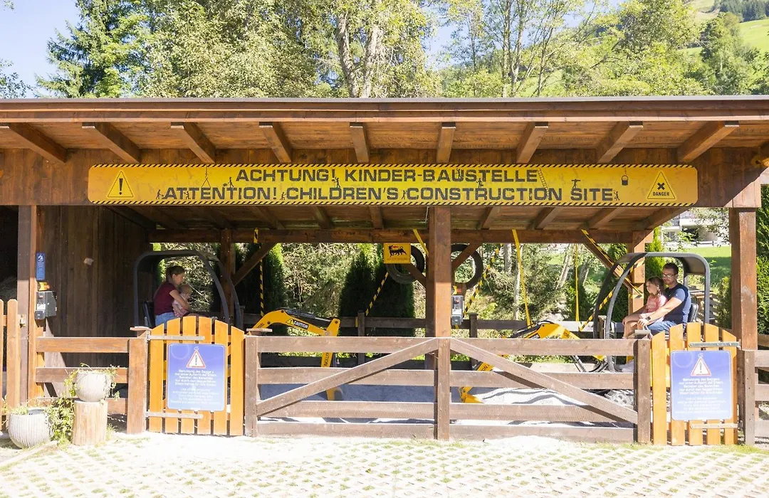 4*S Galtenberg Resort-1